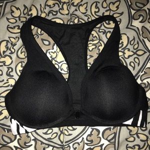 32d push up vs pink sports bra